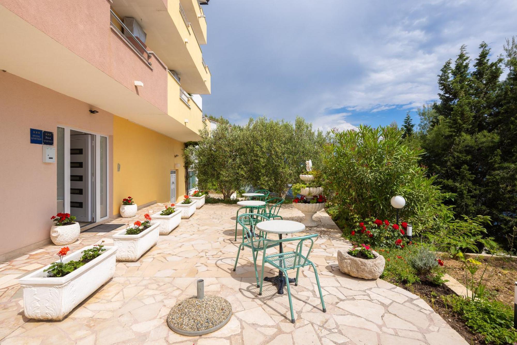 Adriatic Blue Apartments Lokva Rogoznica Exteriör bild
